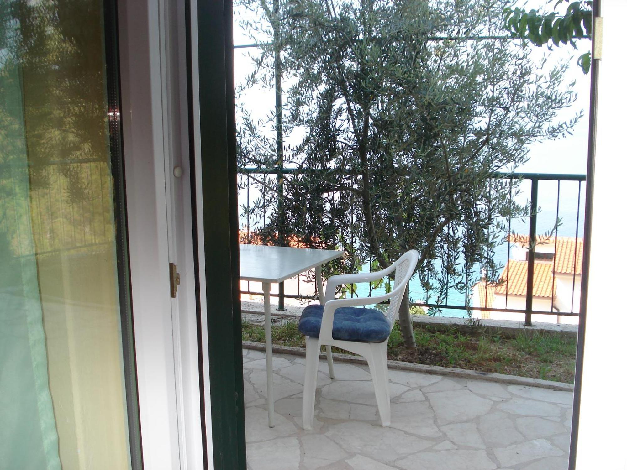 Apartments Smiljana أوميس المظهر الخارجي الصورة
