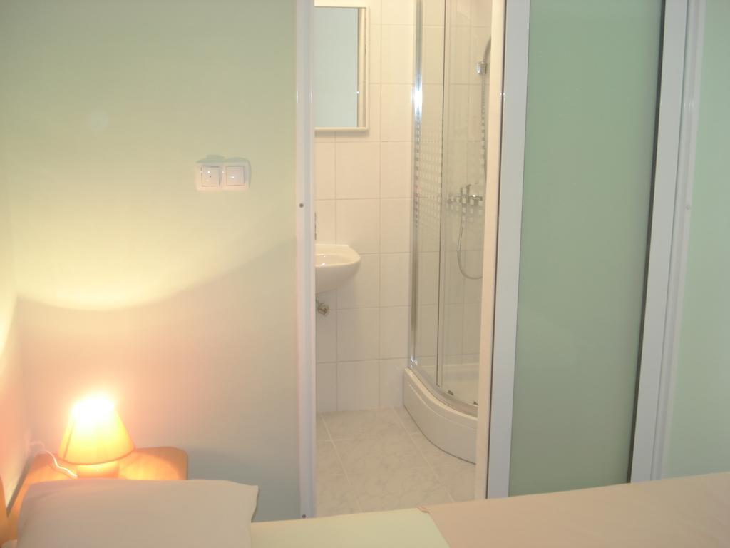 Apartments Smiljana أوميس المظهر الخارجي الصورة
