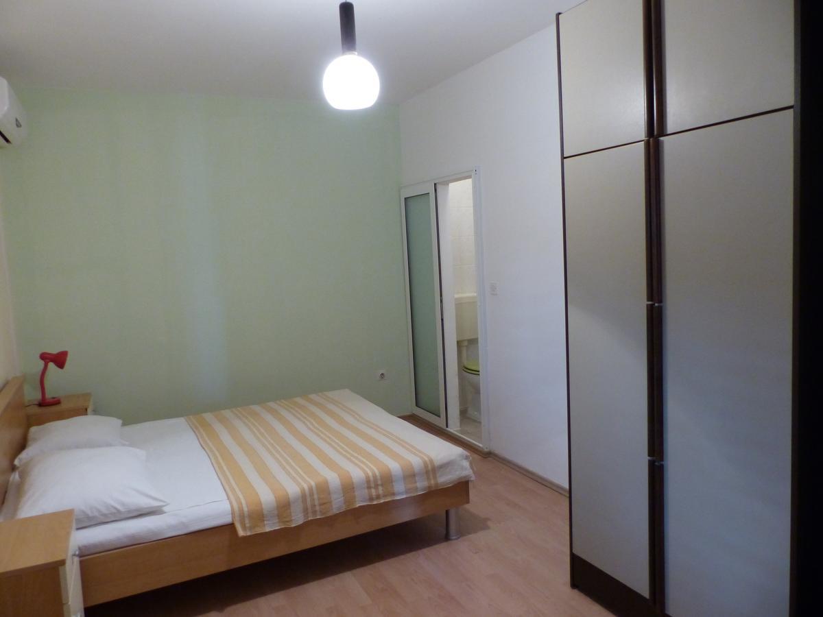 Apartments Smiljana أوميس المظهر الخارجي الصورة